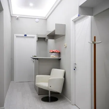 Bed & Breakfast In City Livorno