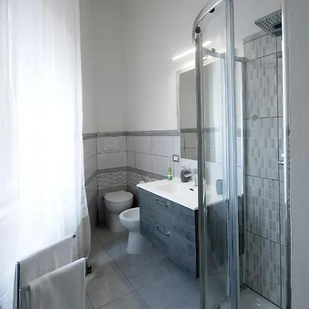 Bed & Breakfast In City Livorno
