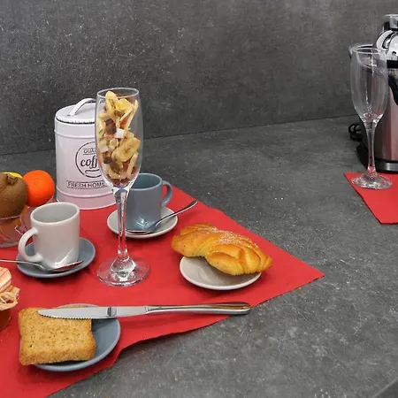Bed & Breakfast In City *